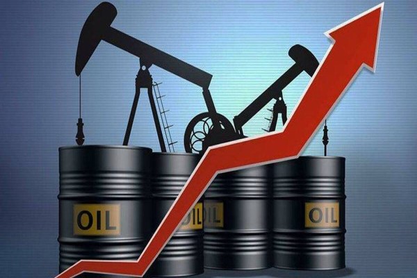 بازار نفت تحت تاثیر چالش های خاور میانه 