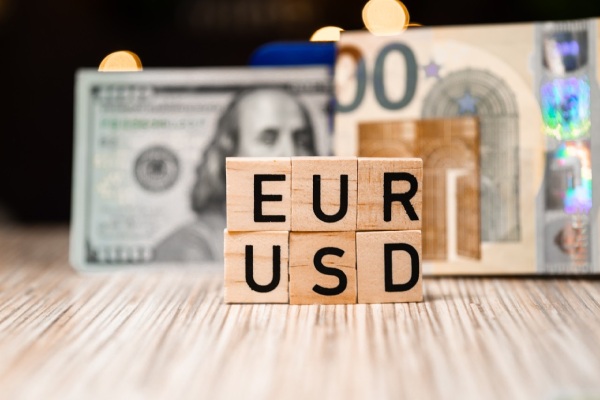 تحلیل یورو به دلار 22 تا 26 آپریل 2024